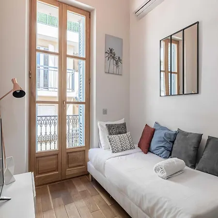 Appartement Bright Duplex-cannes Centre -mobility Lease Cannes