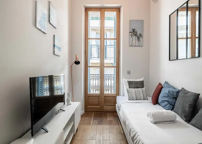 Bright Duplex-cannes Centre -mobility Lease Daire Cannes